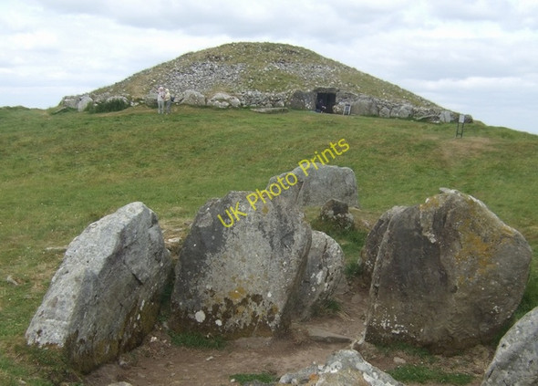 Photo 6"x4" Loughcrew cairns on Slieve na Calliagh Drumone c2010
