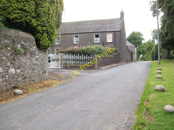 Photo 6"x4" Farmhouse on Middle Tollymore Road Newcastle\/J3732 c2010