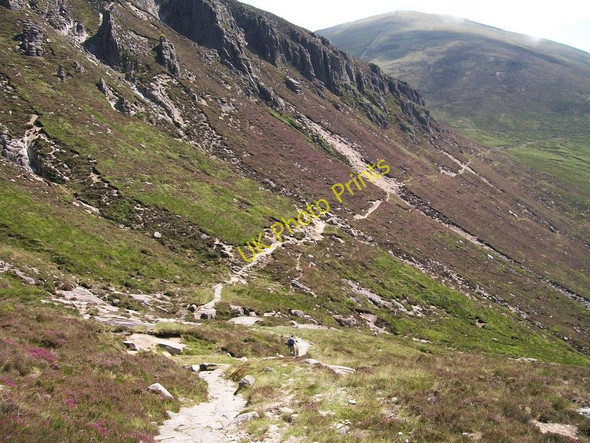 Photo 6"x4" The descent eastwards along the Brandy Pad from the Slieve Beg-Slieve Commedagh saddle Newcastle\/J3732 c2010