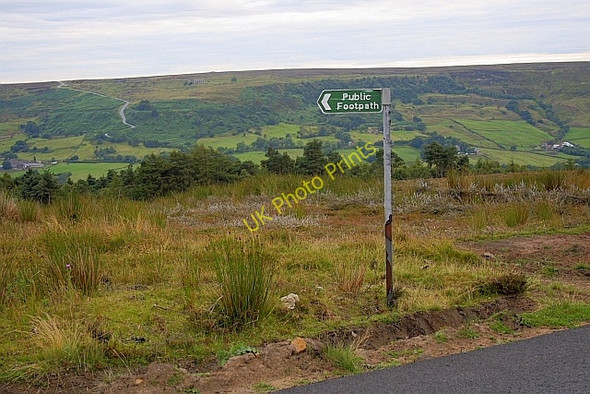 Photo 6"x4" Public Footpath Sign Rosedale Abbey c2010