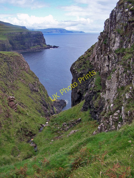 Photo 6"x4" Gorge of an un-named burn Loch an Fhridein c2010