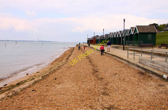 Photo 6"x4" Beach huts by the beach Cowes c2010