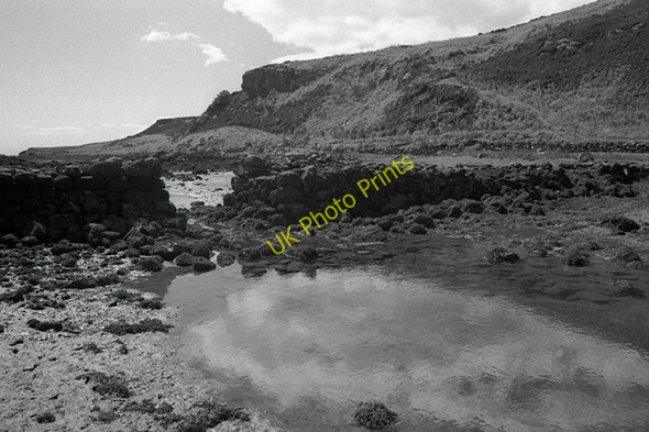 Photo 6"x4" Am Bru and Gometra D\u00f9n B\u00e0n\/NM3841 c1994