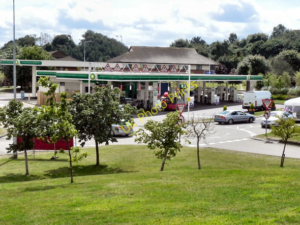 Photo 6"x4" M5 Exeter Services, Filling Station Sandy Gate\/SX9691 c2010