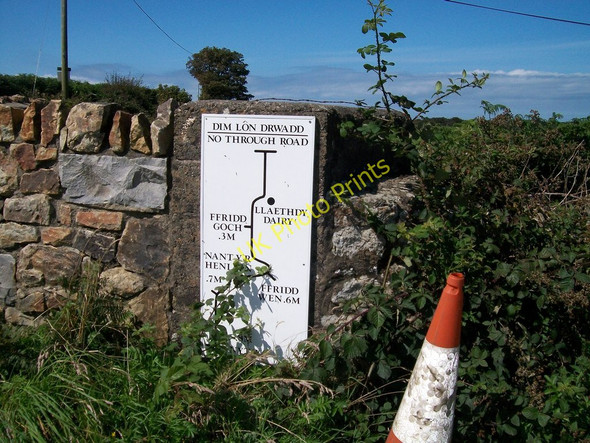 Photo 6"x4" Direction sign on the No Through Road past the Cefnamwlch Dairy Penllech\/SH2234 c2010