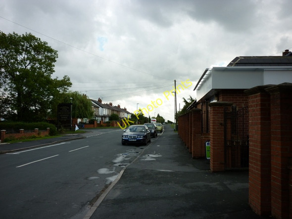 Photo 6"x4" A walk from Oulton Church #51 Arthursdale c2010