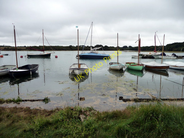 Photo 6"x4" Sailing Dinghies at Shalfleet Quay, Isle of Wight Newtown\/SZ4290 c2010