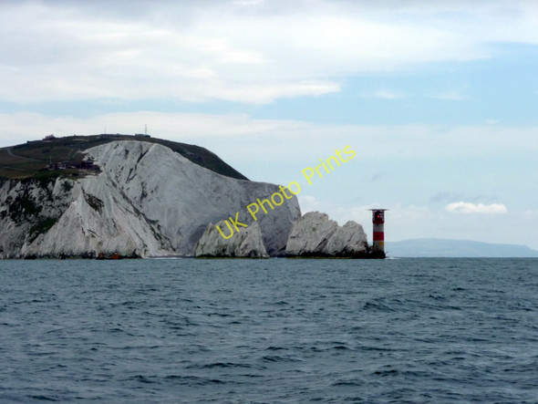 Photo 6"x4" The Needles and Scratchell's Bay, Isle of Wight Totland c2010