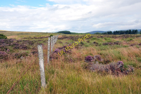 Photo 6"x4" Fence across the moorland near Tomintoul Auchnarrow c2010