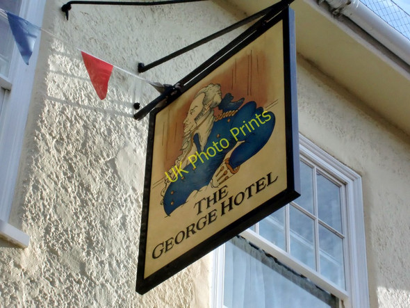 Photo 6"x4" Inn Sign for George Hotel, Yarmouth, Isle of Wight Yarmouth c2010