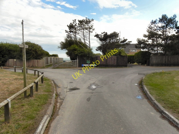 Photo 6"x4" The Strand West Wittering c2010