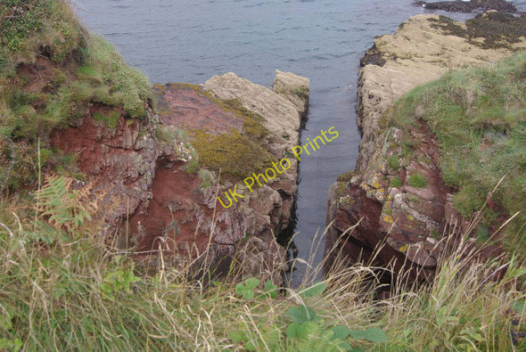 Photo 6"x4" Cliffs west of St Brides St Brides\/SM7910 c2010