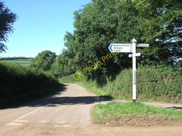 Photo 6"x4" Pennslade Cross, looking north Appledore\/ST0614 c2010