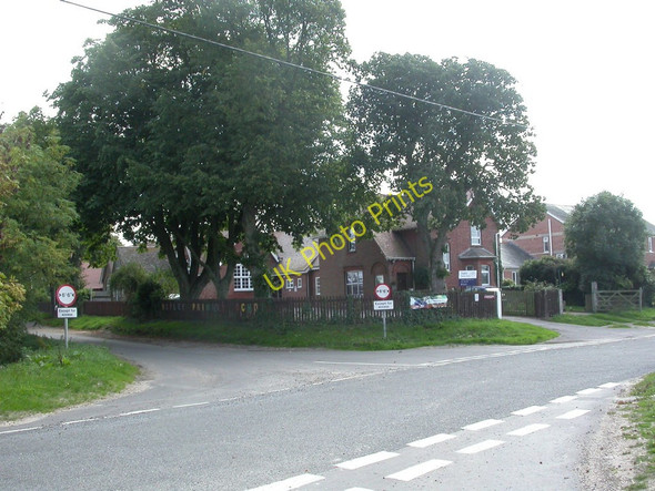 Photo 6"x4" Ripley, Sopley Primary School Ripley\/SZ1698 c2010