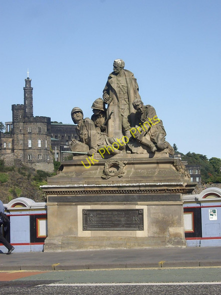 Photo 6"x4" War Memorial on North Bridge, Edinburgh Edinburgh c2010