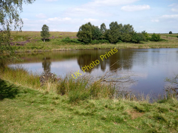 Photo 6"x4" Small reservoir, Big Moor, Derbyshire Curbar c2010