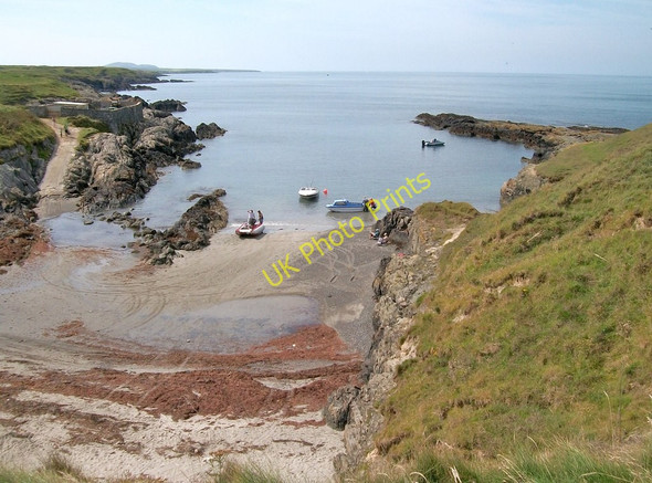 Photo 6"x4" The sheltered Porth Ysgaden Rhos-y-llan c2010