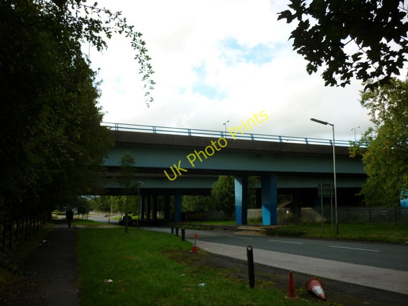 Photo 6"x4" The A640 goes under the M62 Milnrow c2010