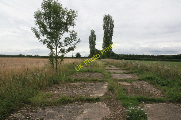 Photo 6"x4" Looking back to the gate Ashampstead c2010