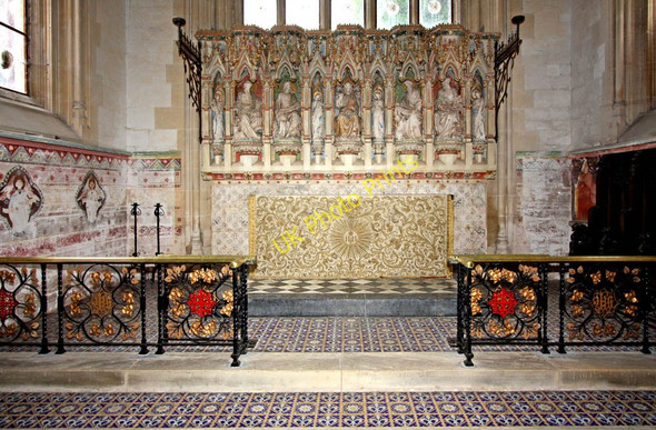 Photo 6"x4" St Mary, West Tofts, Norfolk - Sanctuary West Tofts\/TL8392 c2010