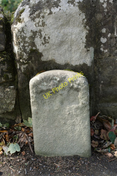 Photo 6"x4" Bridge Stone, Fountains Bridge Aldfield c2010