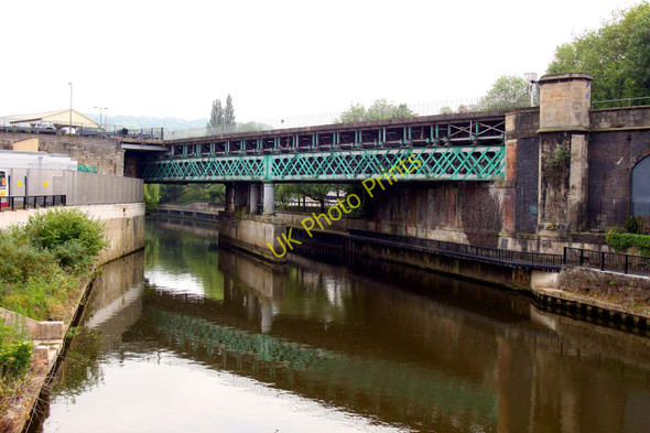 Photo 6"x4" Railway bridge over the River Avon Bath\/ST7464 c2010