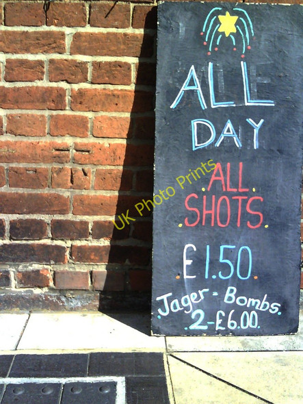 Photo 6"x4" Benchmark on The Plough, Stert Street Abingdon c2010