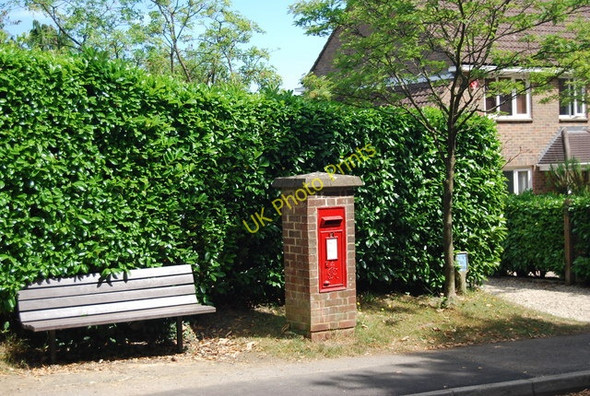 Photo 6"x4" Postbox, High Lane Haslemere c2010