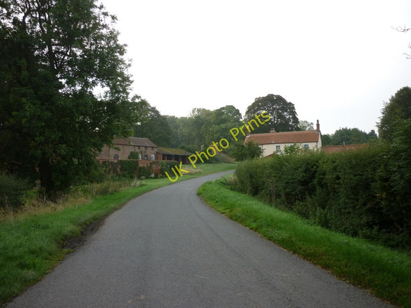 Photo 6"x4" Leaving Thorganby Swinhope c2010