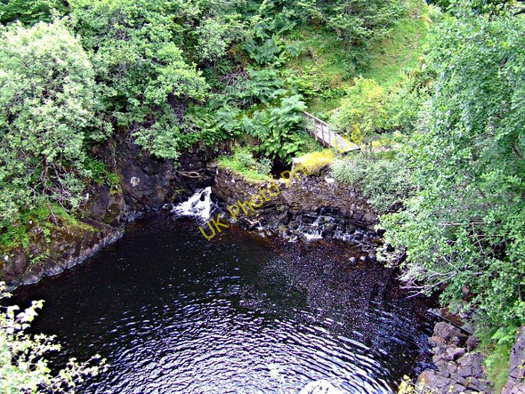 Photo 6"x4" Weirs Waterfall in Strath Carnaig Little Torboll c2006 P1