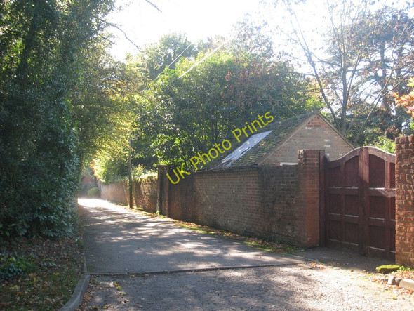 Photo 6"x4" Ham Lane Egham c2010