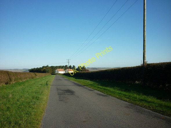 Photo 6"x4" Houses on the road to Wetwang Huggate c2010