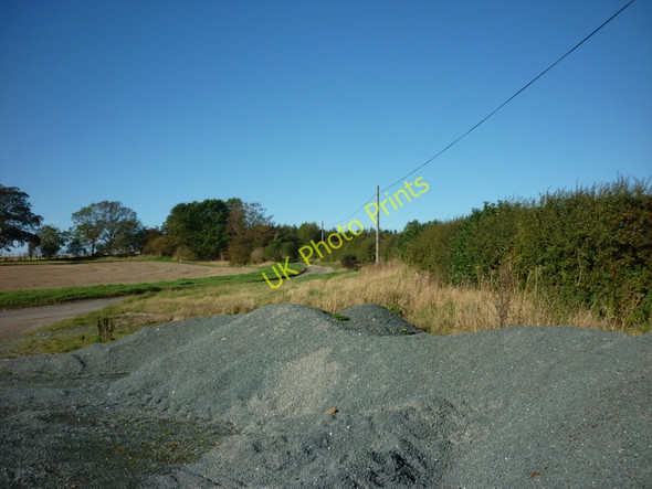 Photo 6"x4" Looking down the road to Settrington West Lutton c2010