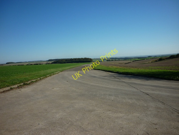 Photo 6"x4" The farm road to Moor Farm Helperthorpe c2010