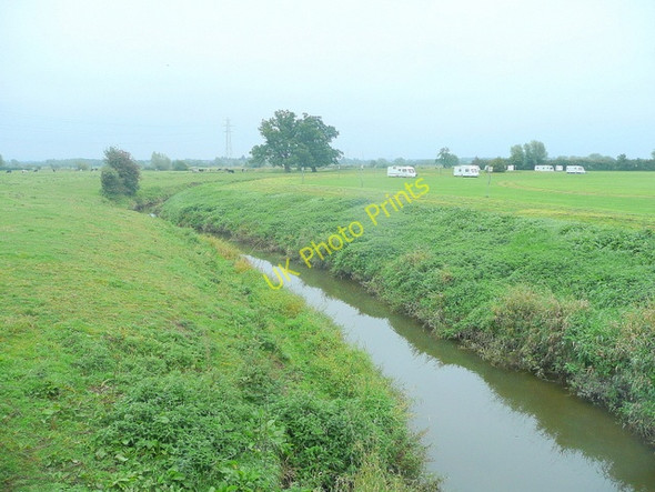 Photo 6"x4" River Chelt Bishop's Norton c2010