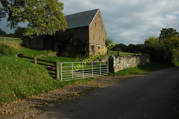 Photo 6"x4" Barn in the Vale of Ewyas Groes-lwyd\/SO3222 c2010