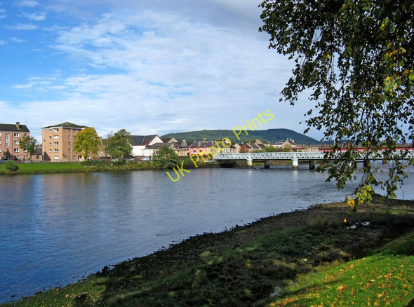 Photo 6"x4" River Ness Inverness c2010