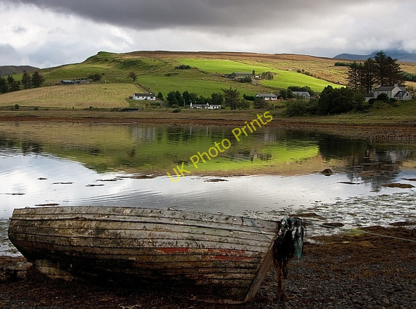 Photo 6"x4" Old Boat at Merkadale Carbost\/NG3831 c2010