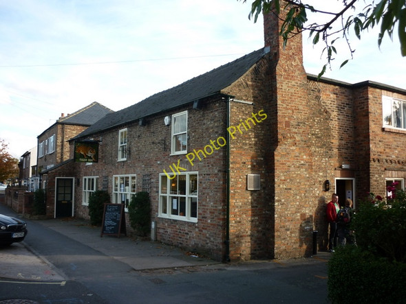 Photo 6"x4" The Tiger Inn, Hexby Haxby c2010