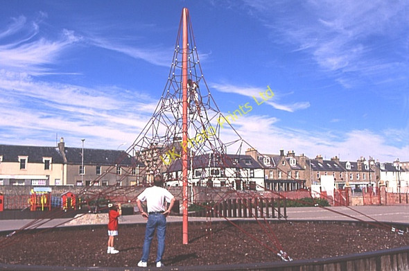 Photo 6"x4" Station Park Lossiemouth c1995
