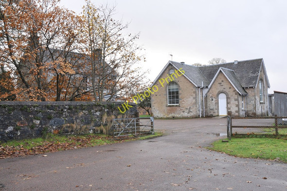 Photo 6"x4" Now disused school buildings at Kilmonivaig Aonachan c2010