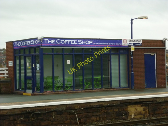 Photo 6"x4" The coffee shop at Stalybridge train station Stalybridge c2010