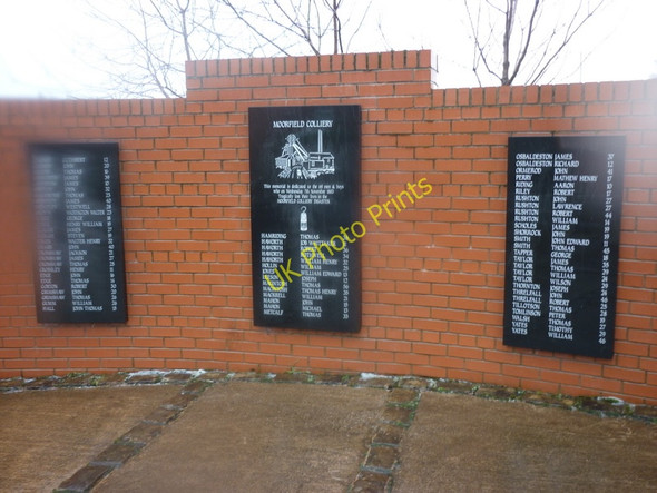 Photo 6"x4" The Moorfield Colliery Memorial Clayton-Le-Moors c2010