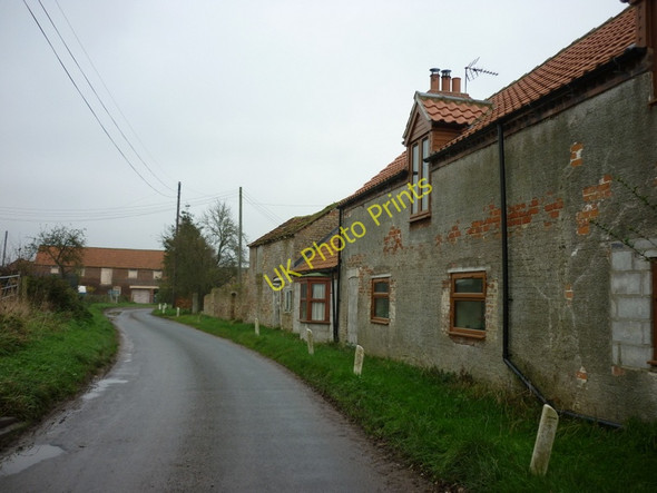 Photo 6"x4" Hempholme, East Yorkshire Burshill c2010
