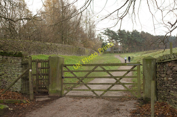 Photo 6"x4" Gate and Bench Marked Gatepost Danebank c2010