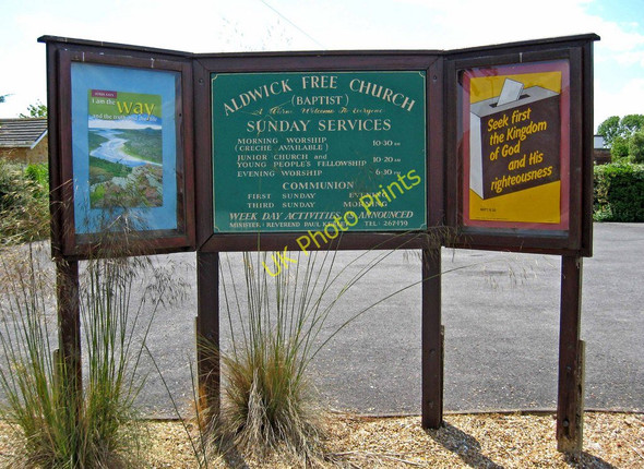 Photo 6"x4" Aldwick Free Church (Baptist) - sign board , 43 Gossamer Lane Rose Green\/SZ9099 c2010