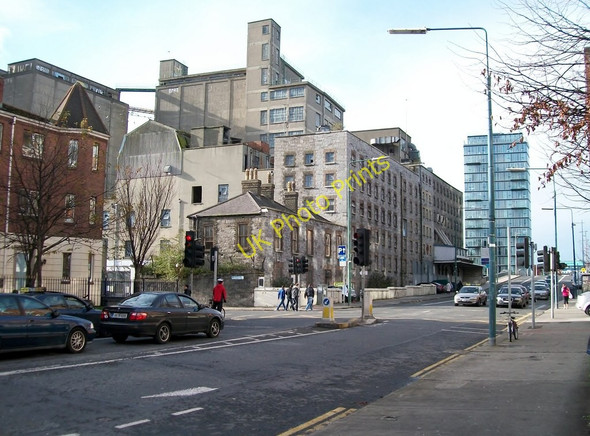 Photo 6"x4" The rear of Bowland's Flour Mills Ringsend c2010