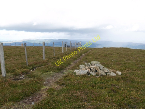 Photo 6"x4" Summit cairn, Hundleshope Heights Hundleshope c2006