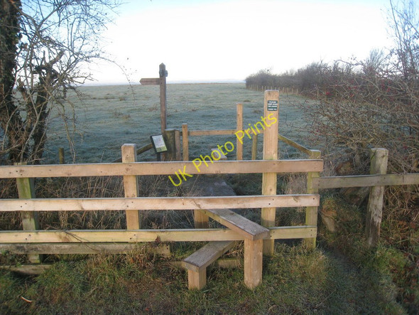 Photo 6"x4" Twin stiles Burgh by Sands c2010