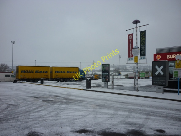 Photo 6"x4" Toddington Services Northbound Chalgrave c2010